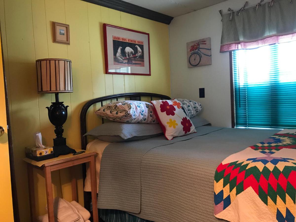 | Klutina Kate's B&B