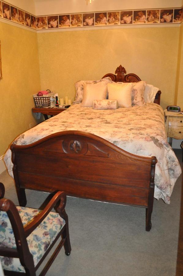| Queen Anne Bed and Breakfast
