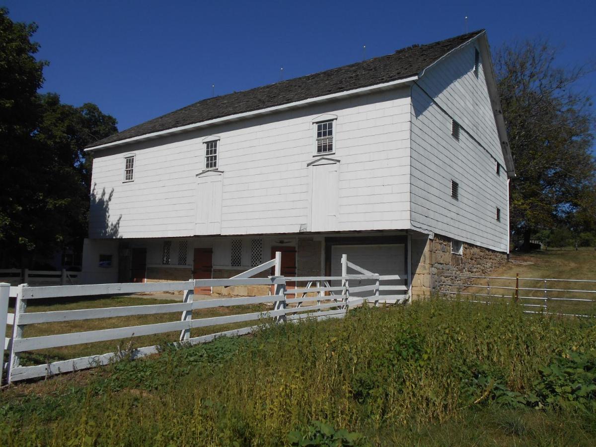 | West Ridge Bed & Breakfast