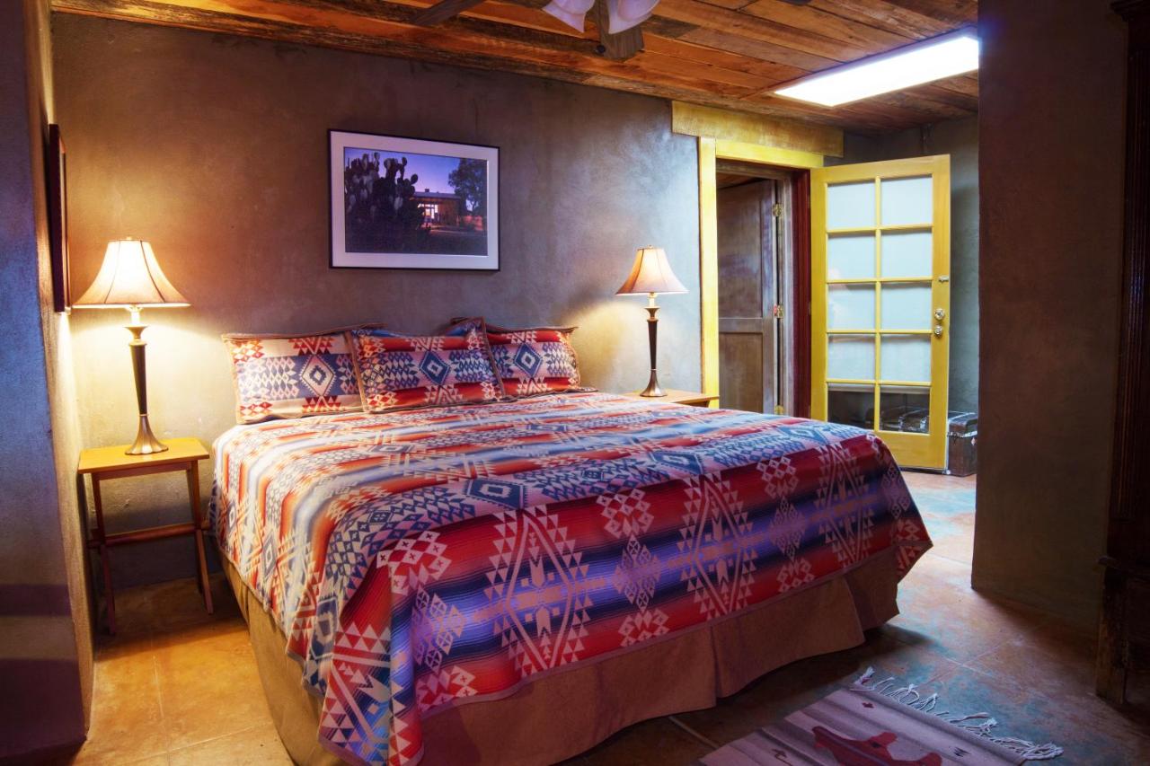 | Rancho de la Osa Guest Ranch