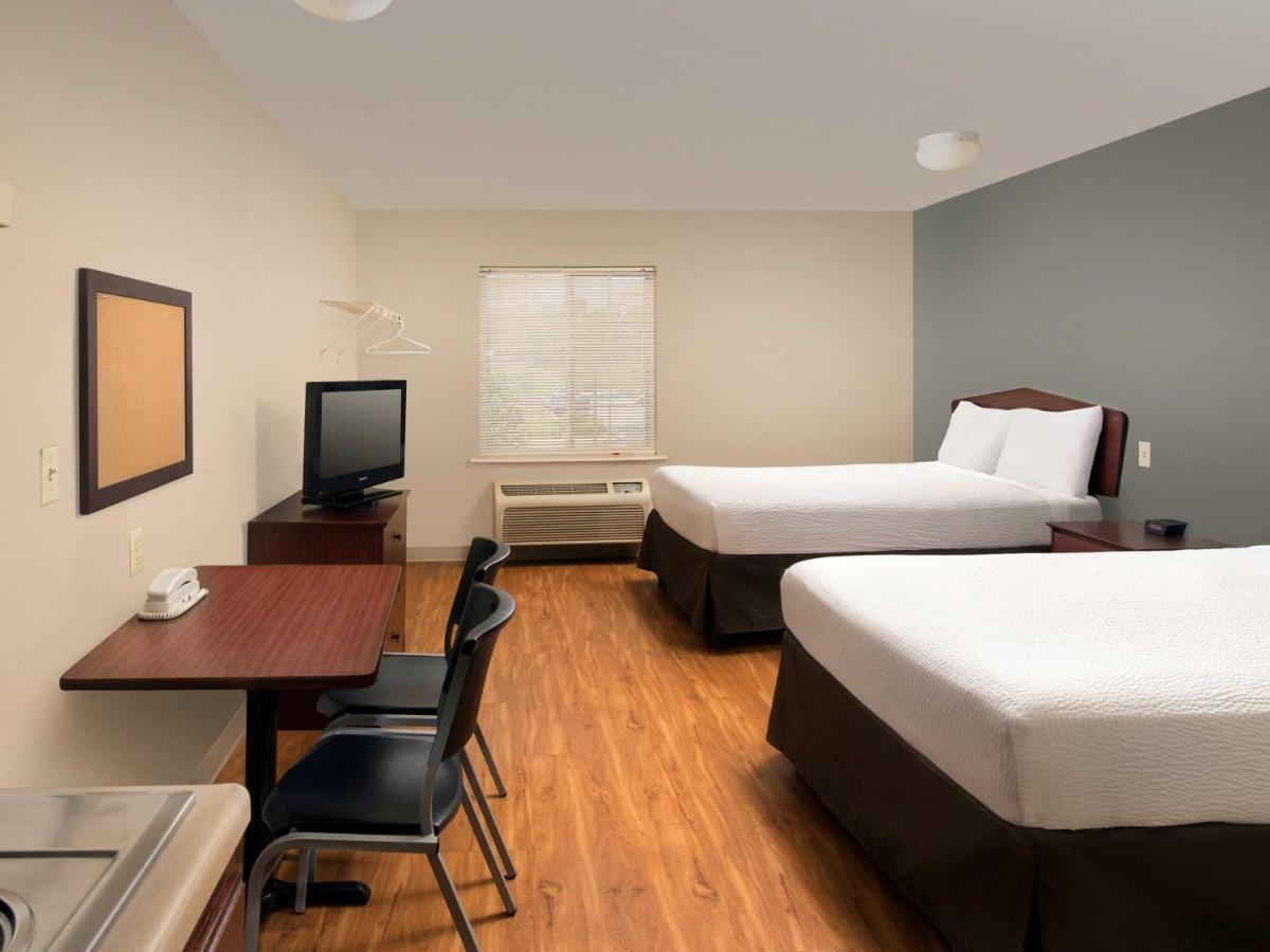 Double Room with Two Double Beds - Non-Smoking at WoodSpring Suites Kansas City Liberty