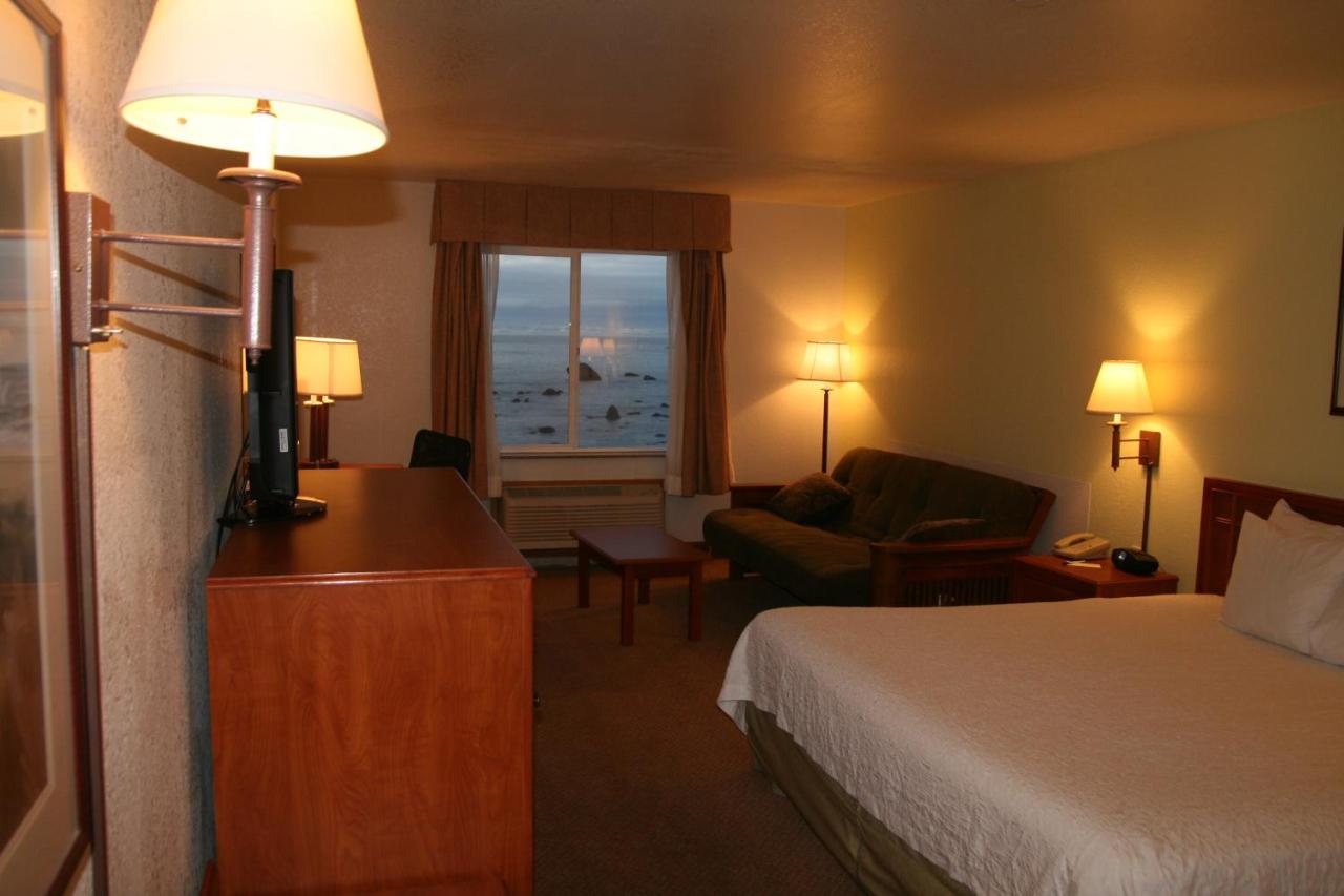  | Oceanfront Lodge