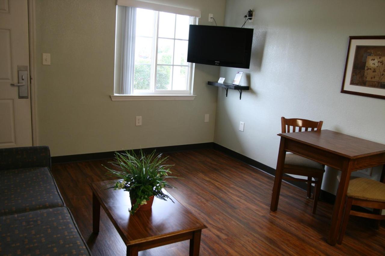 | Affordable Suites Jacksonville