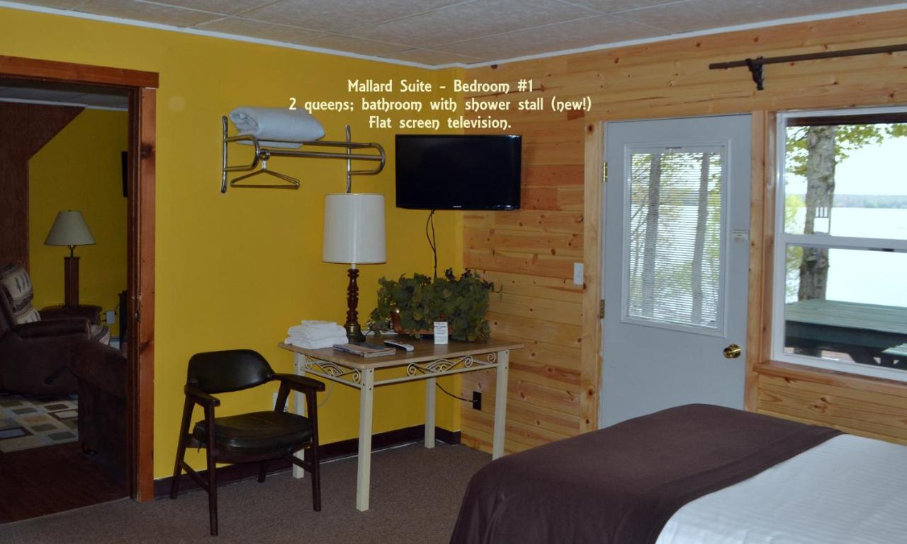 | Walleye Lodge