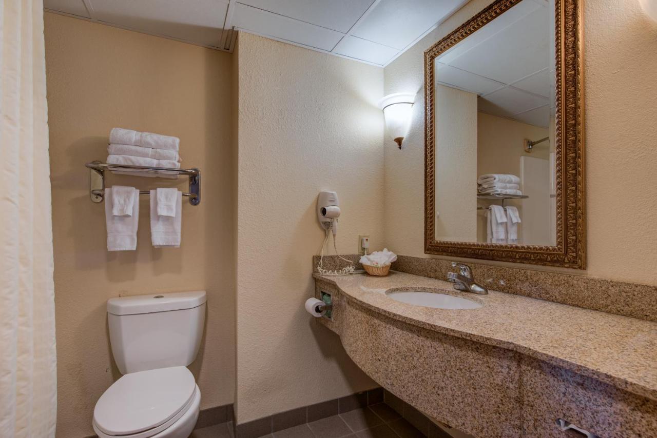 | River Bend Inn - Pigeon Forge