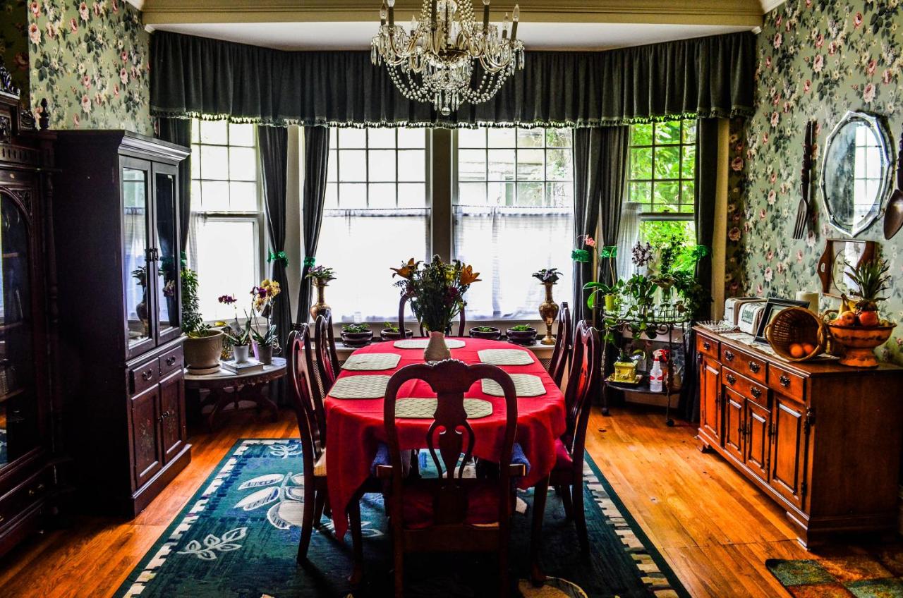| Greenwood Bed & Breakfast