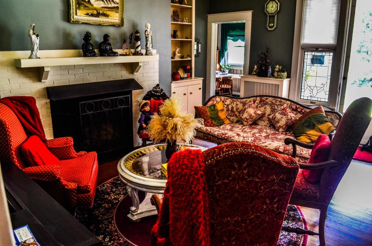 | Greenwood Bed & Breakfast