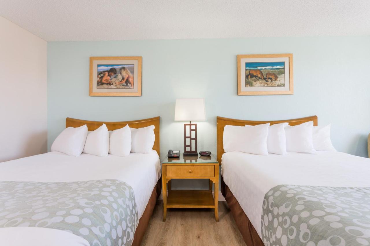 Queen Room with Two Queen Beds and Ocean View - Mobility Access/Non-Smoking at Ramada Plaza by Wyndham Nags Head Oceanfront