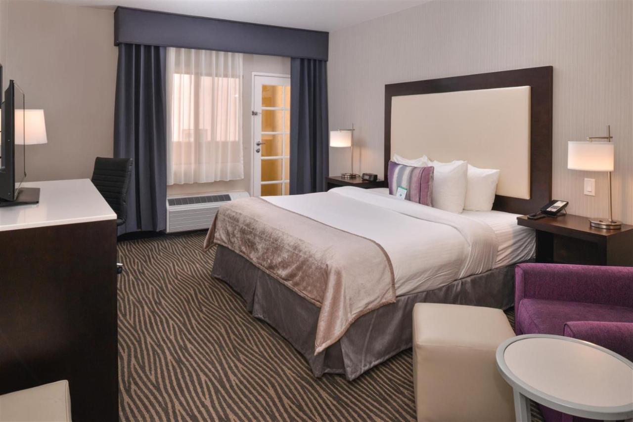 | Best Western Plus Hotel At The Convention Center