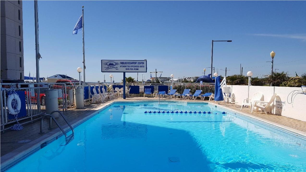 | The Schooner Inn