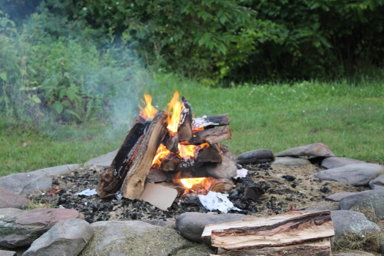| Catskill Seasons Inn