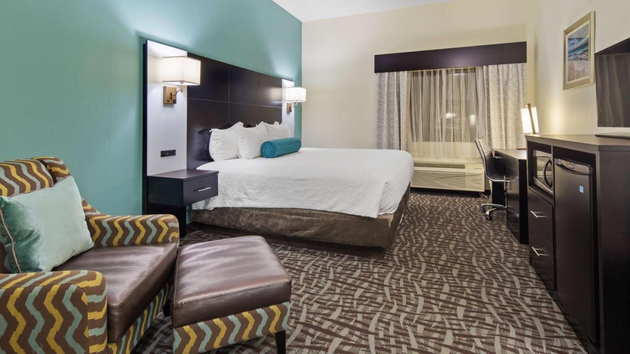 | Best Western Mayport Inn & Suites