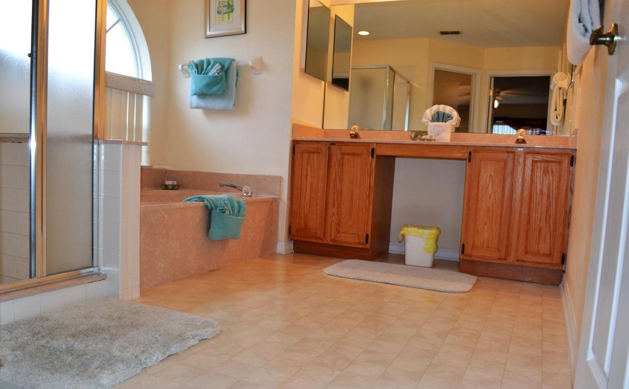  | Four Corners Villas