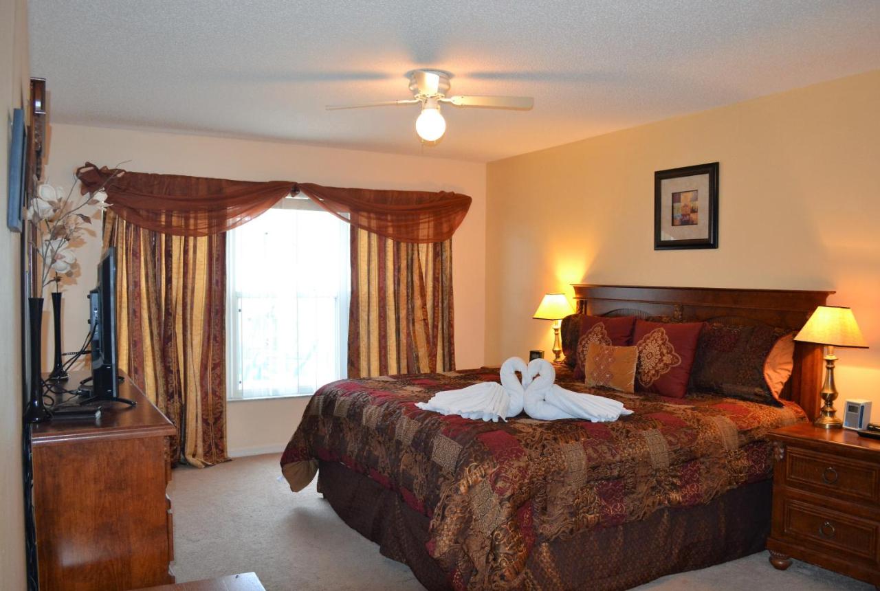  | Four Corners Villas