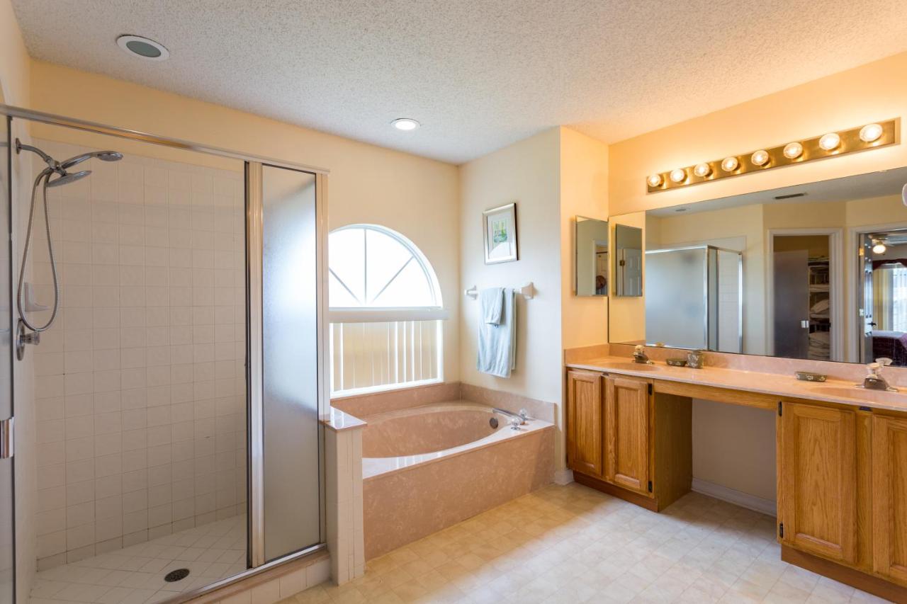 | Four Corners Villas
