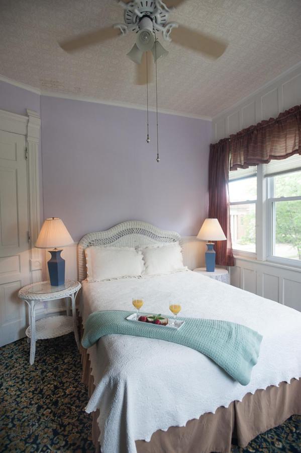  | Market Street Inn