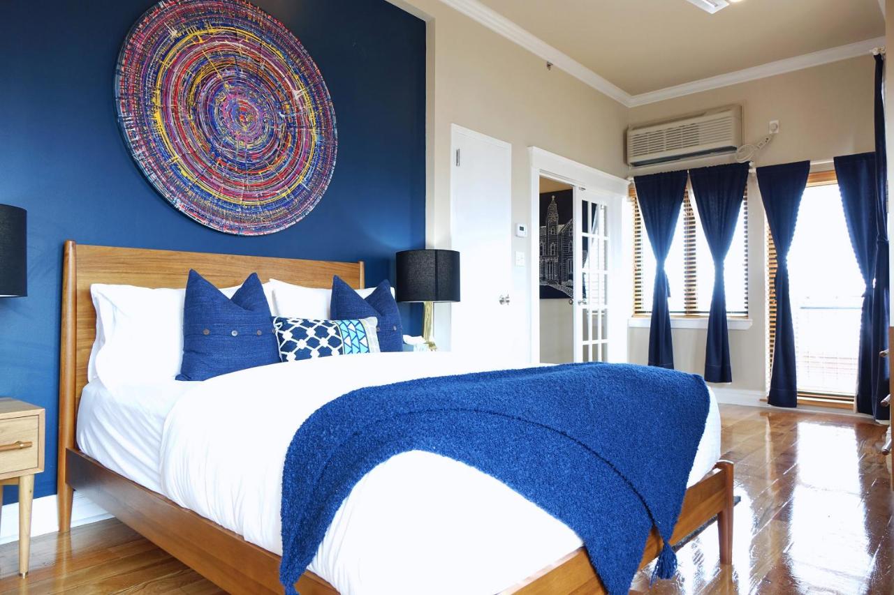 One-Bedroom Suite with Balcony at The Box House Hotel