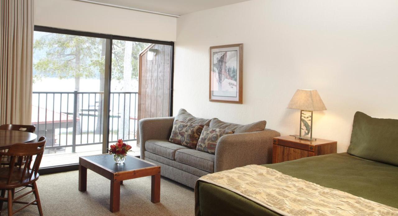 Queen Room with Lake View at Donner Lake Village
