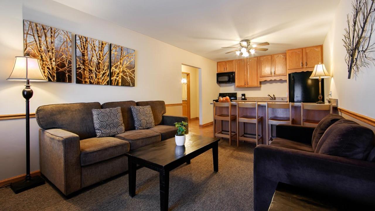 | Donner Lake Village
