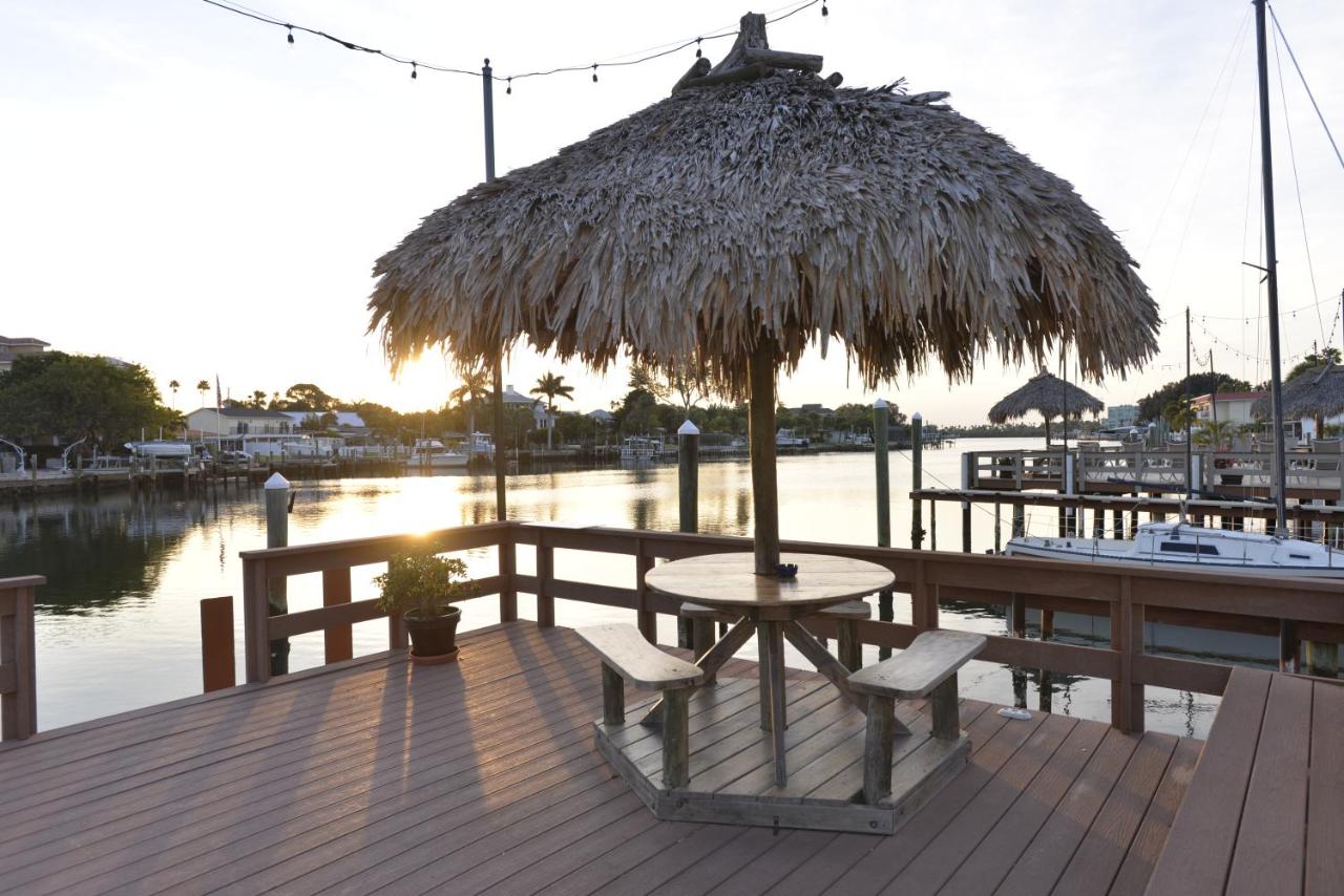 | Bay Palms Waterfront Resort - Hotel and Marina