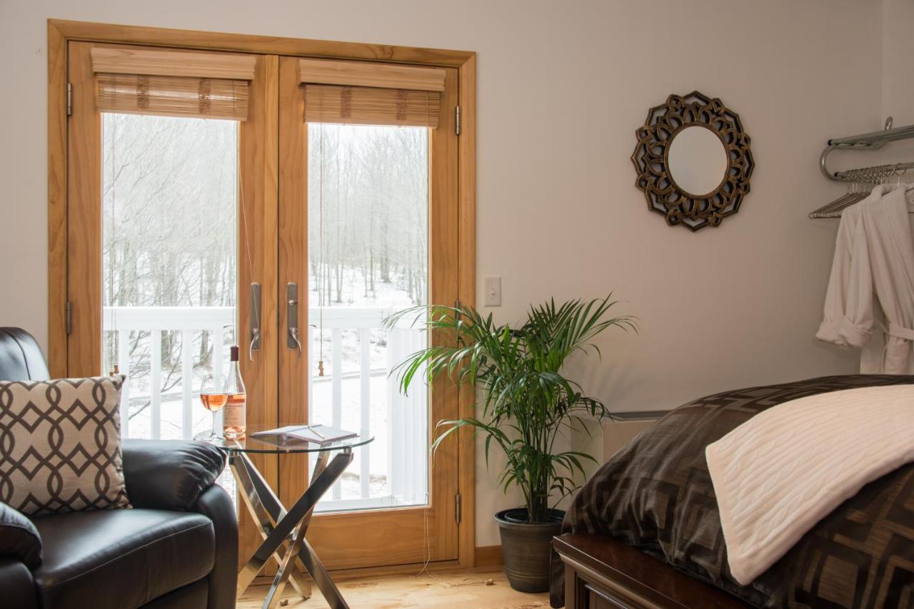 | River Spring Lodge