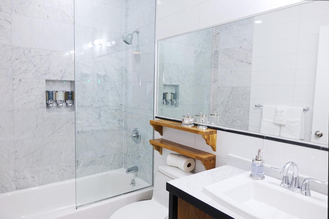 One-Bedroom Suite with Balcony & City View at The Box House Hotel