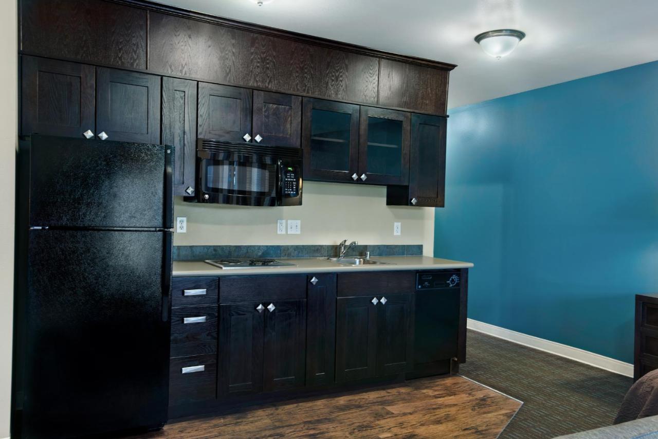 Extended Stay King Suite at Oxford Suites Silverdale