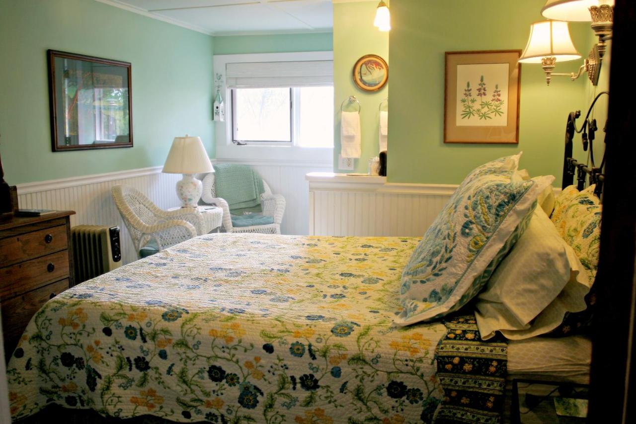| Kangaroo House Bed & Breakfast