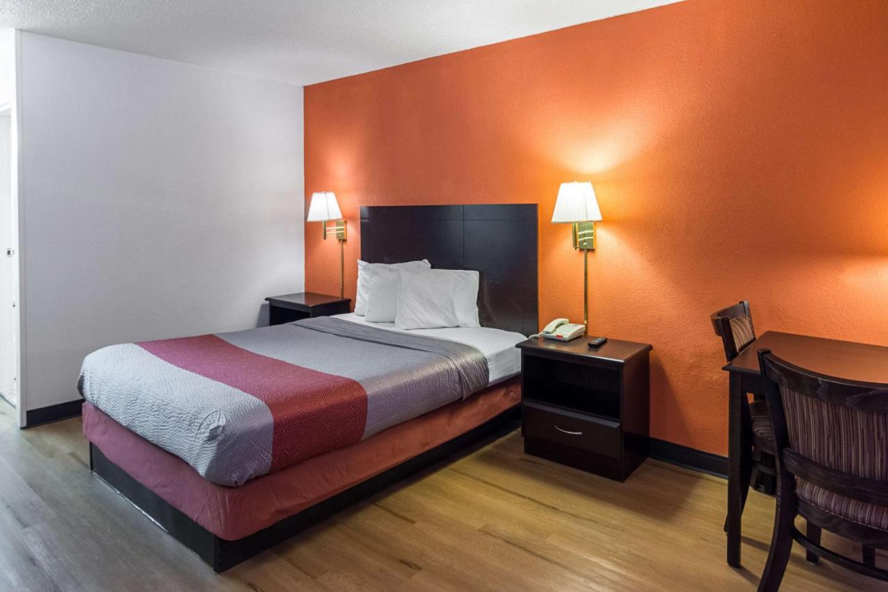  | Motel 6-Groton, CT - Casinos nearby