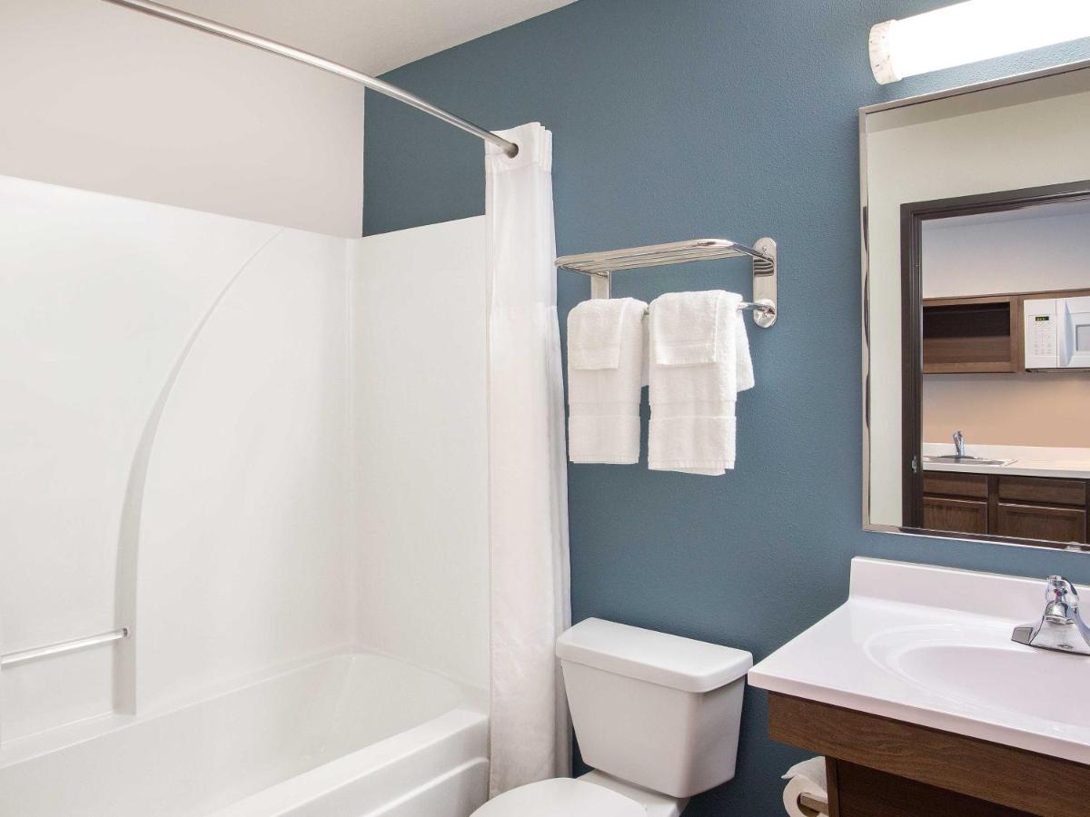 Standard Queen Room - Non-Smoking at WoodSpring Suites Daytona Beach Int'l Speedway