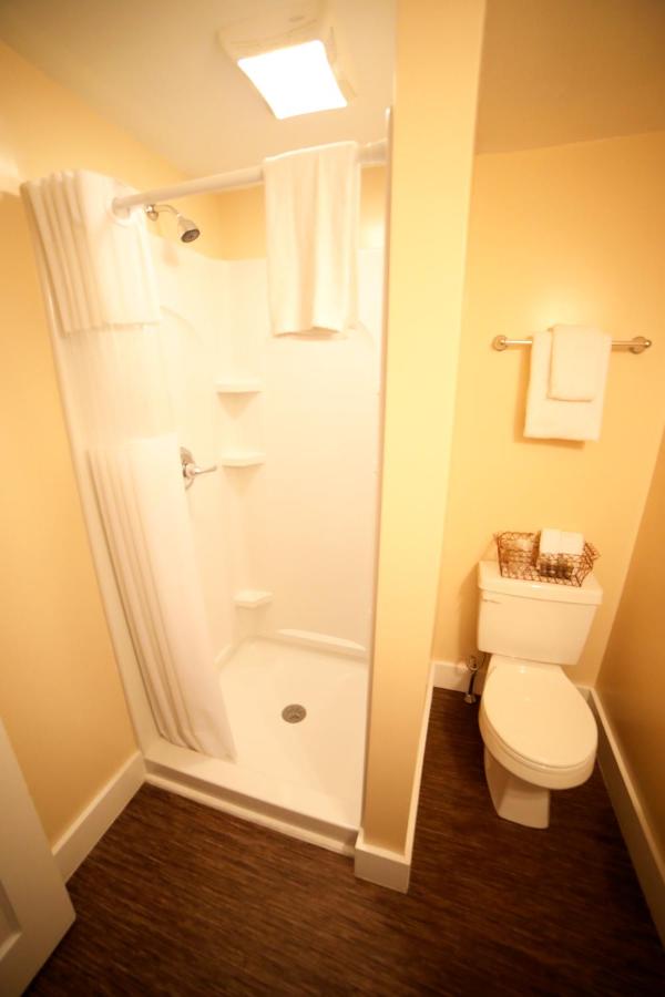 | The Kennebunk Inn