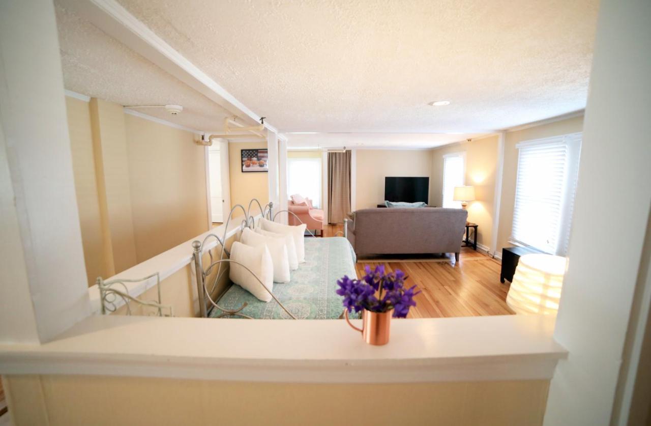 | The Kennebunk Inn