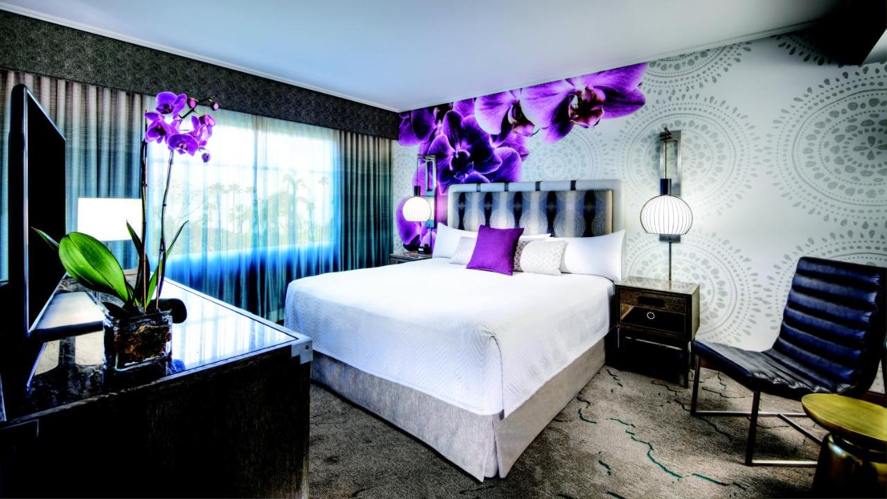 King Suite at Universal’s Loews Royal Pacific Resort