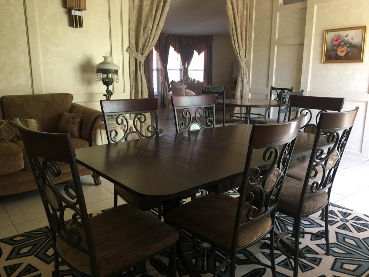 | Shady Lady Bed and Breakfast