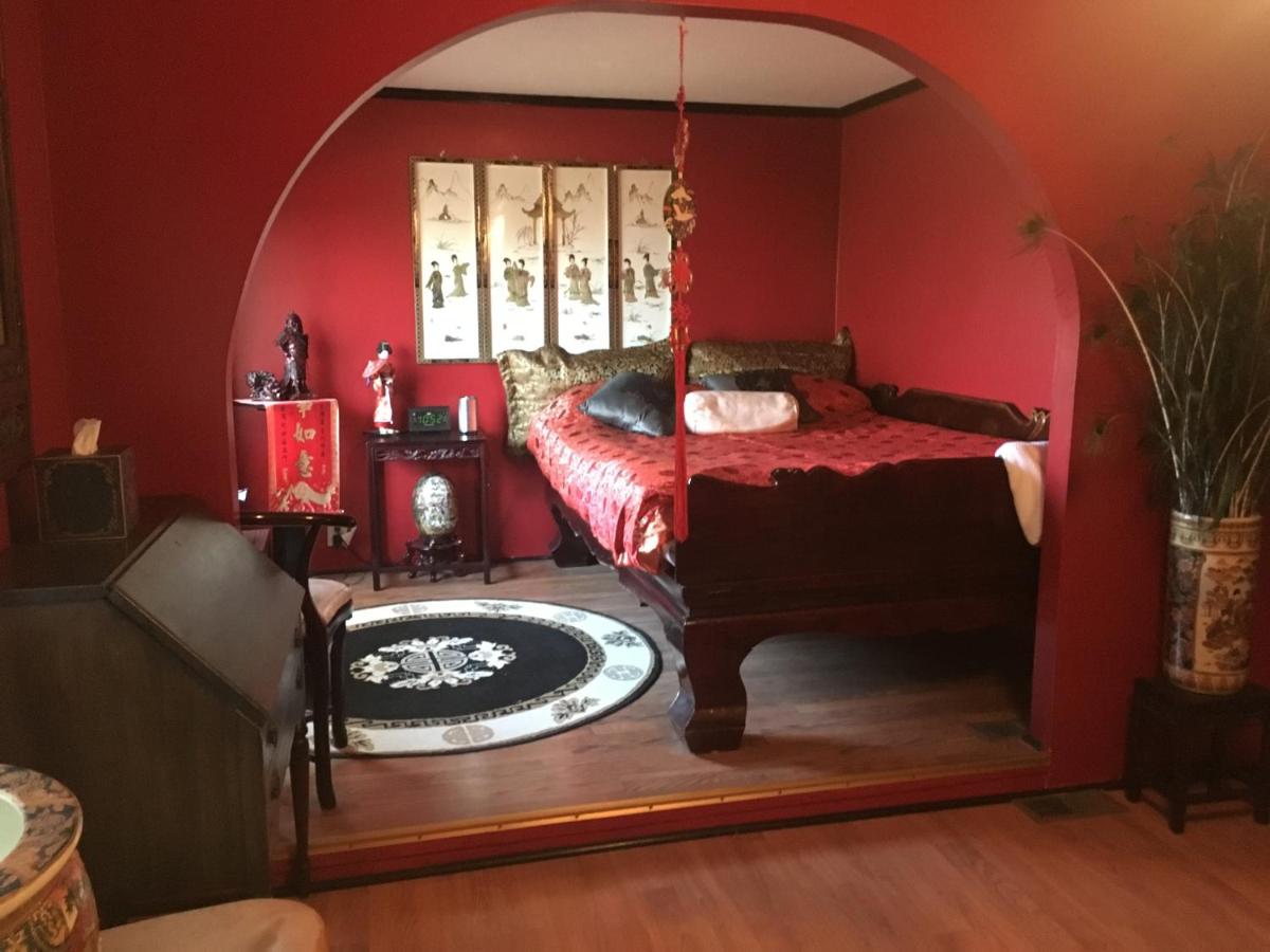 | Shady Lady Bed and Breakfast