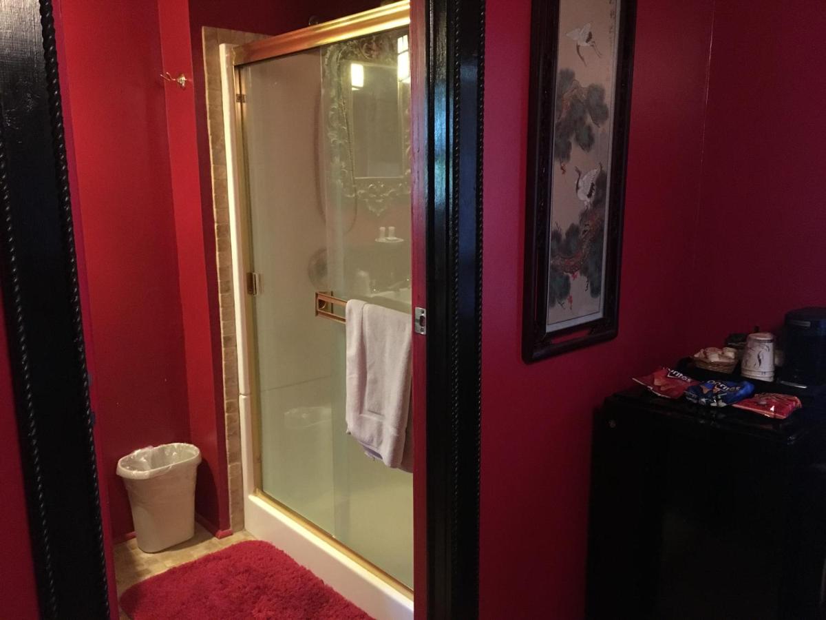 | Shady Lady Bed and Breakfast