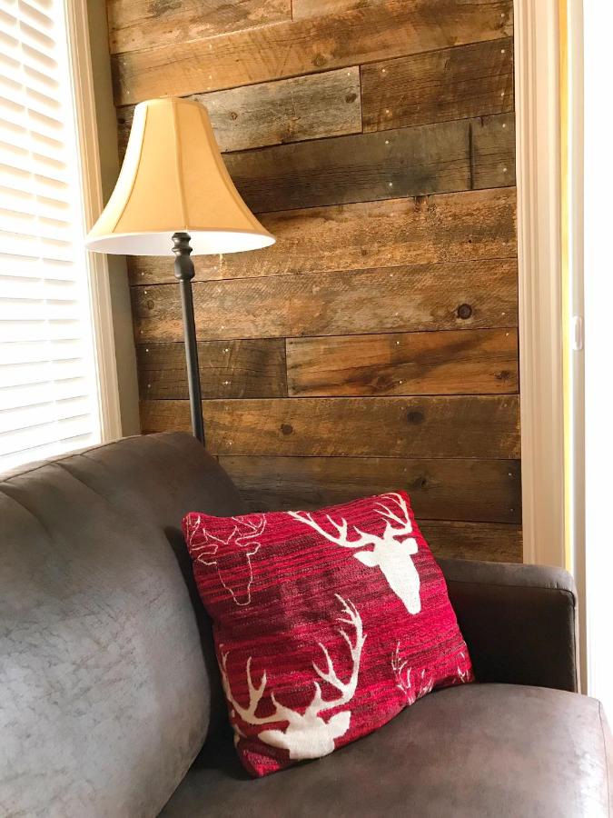 | Breck Creekside at Wildwood Suites