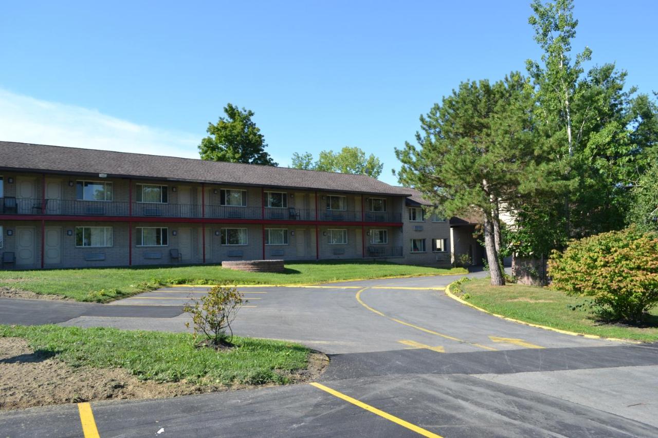 | Latham Inn