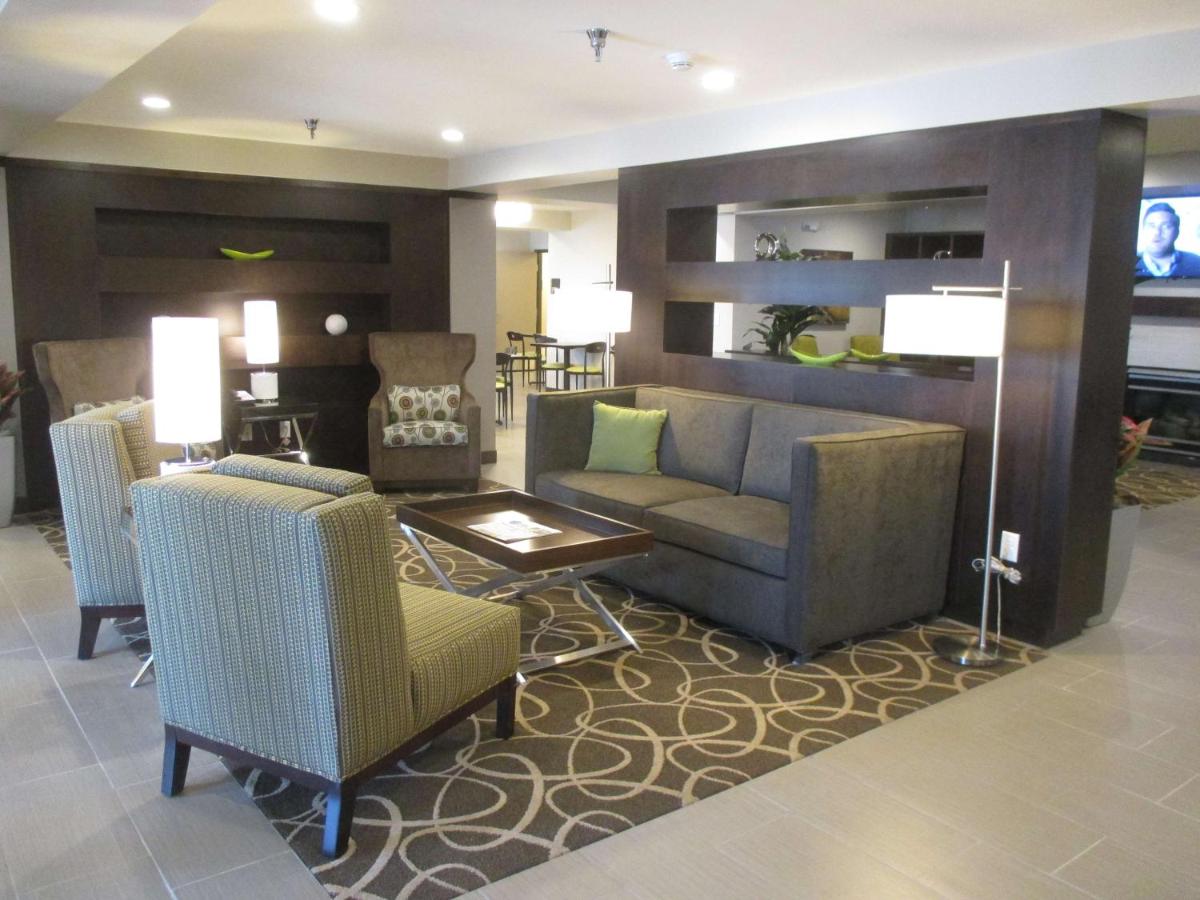 | Best Western Harvest Inn & Suites