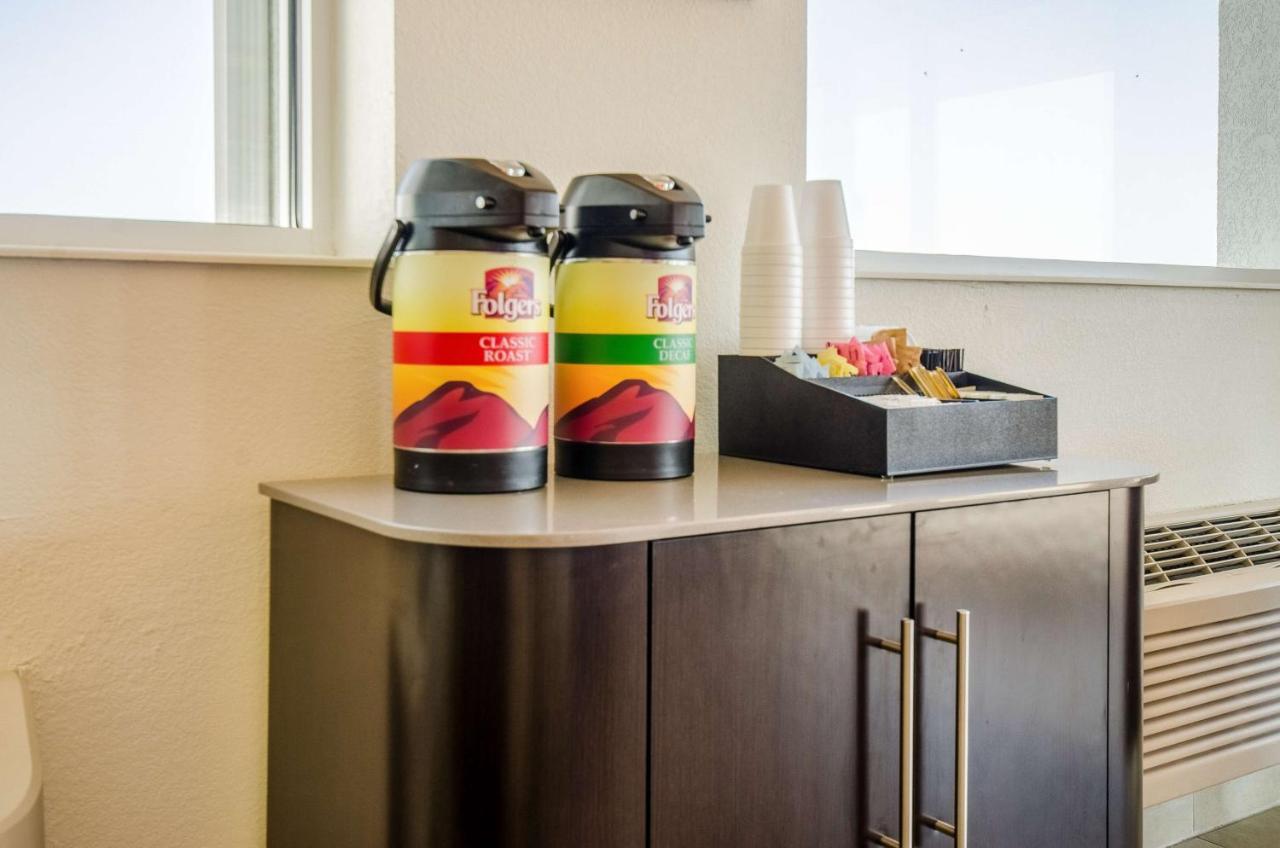 | Motel 6-Big Springs, NE