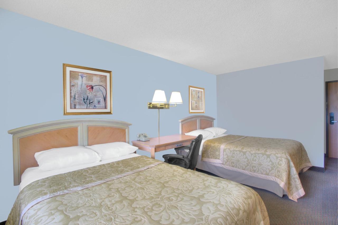 Deluxe Double Room with Two Double Beds - Non-Smoking at Super 8 by Wyndham Augusta