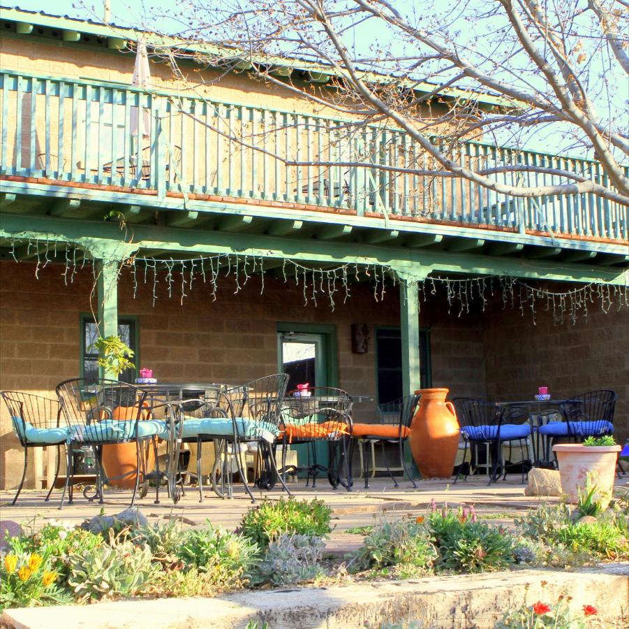 | Amado Territory B&B
