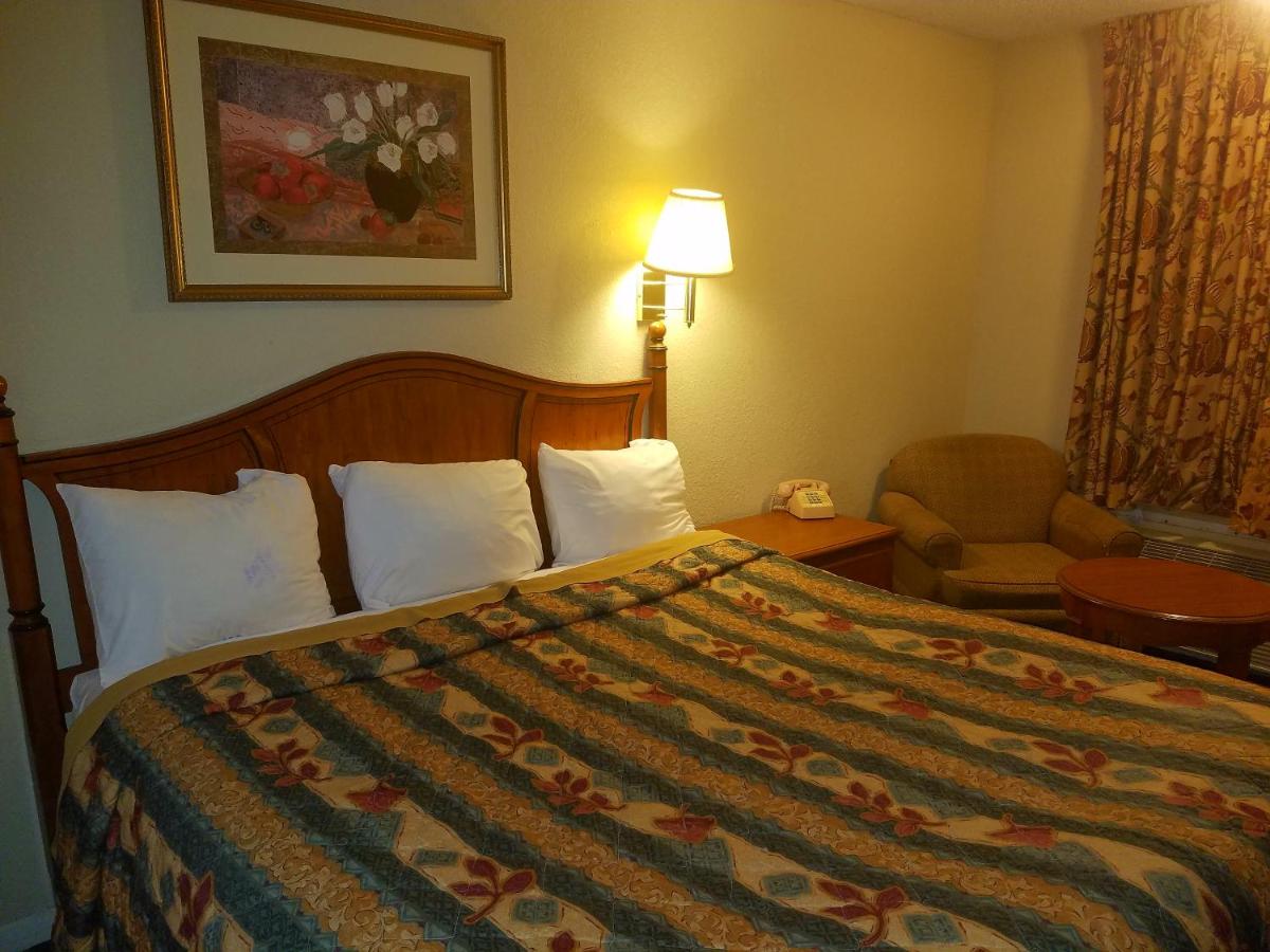 | Americas Best Value Inn-Winnsboro