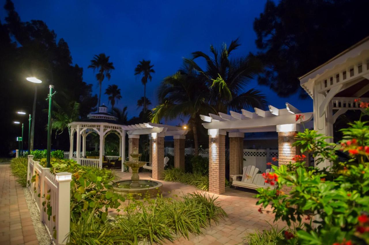 | Coconut Inn Pass-a-Grille Beach