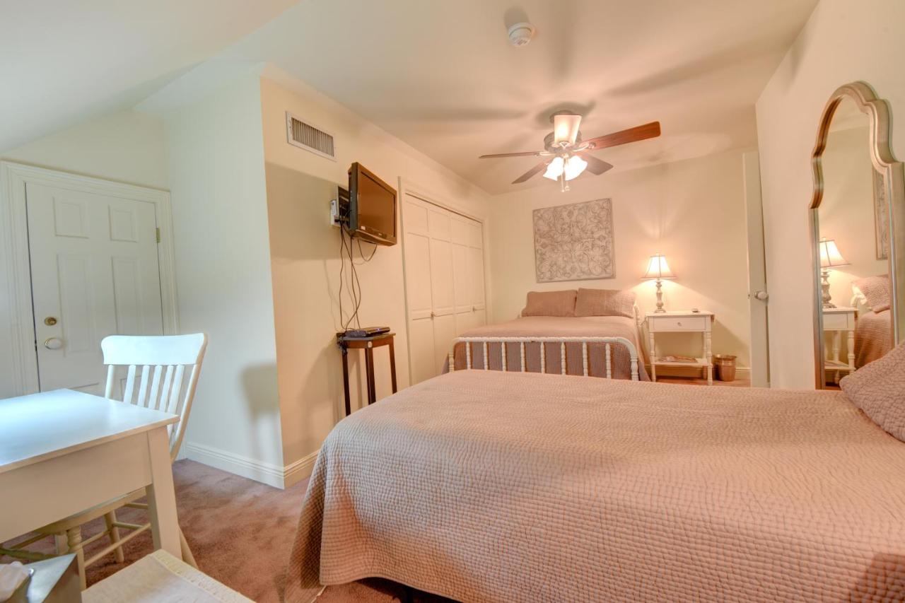 | A Chateau on the Bayou Bed & Breakfast