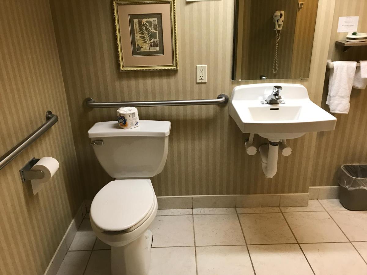 | Lititz Inn and Suites