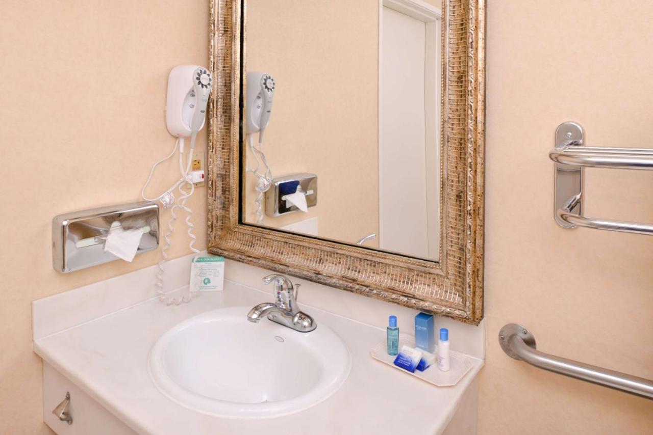 King Room with Disability Access at Best Western Airpark Hotel - LAX Airport LA Stadium