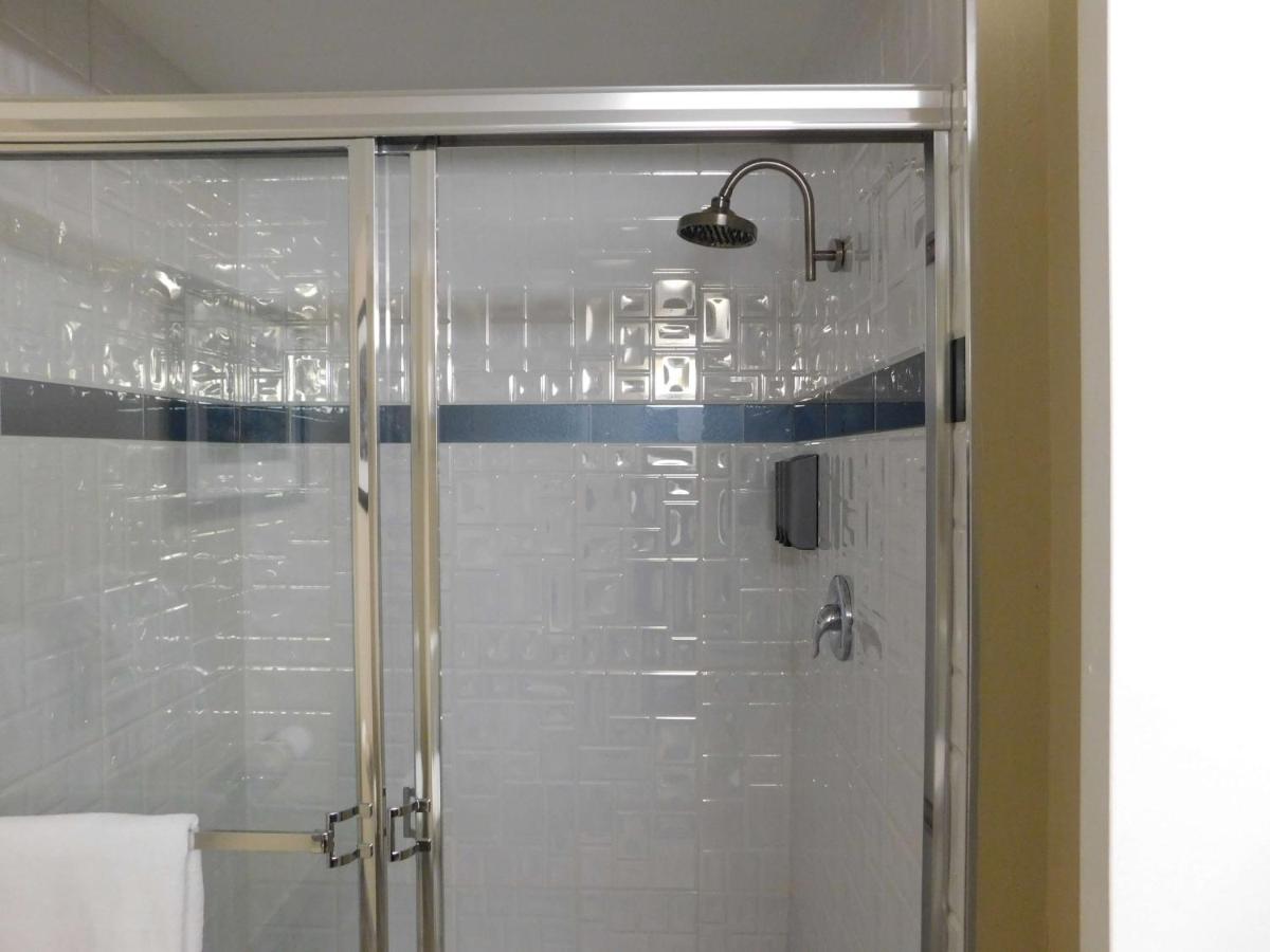 King Room with Two King Beds - Non-Smoking at Best Western Plus Anaheim Orange County Hotel