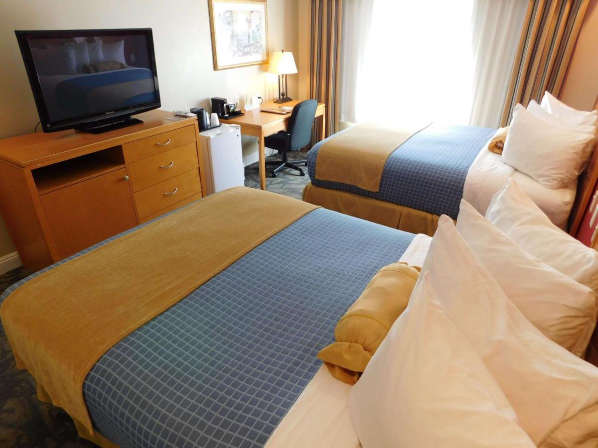 Deluxe Queen Room with Two Queen Beds - Non-Smoking at Best Western Plus Anaheim Orange County Hotel