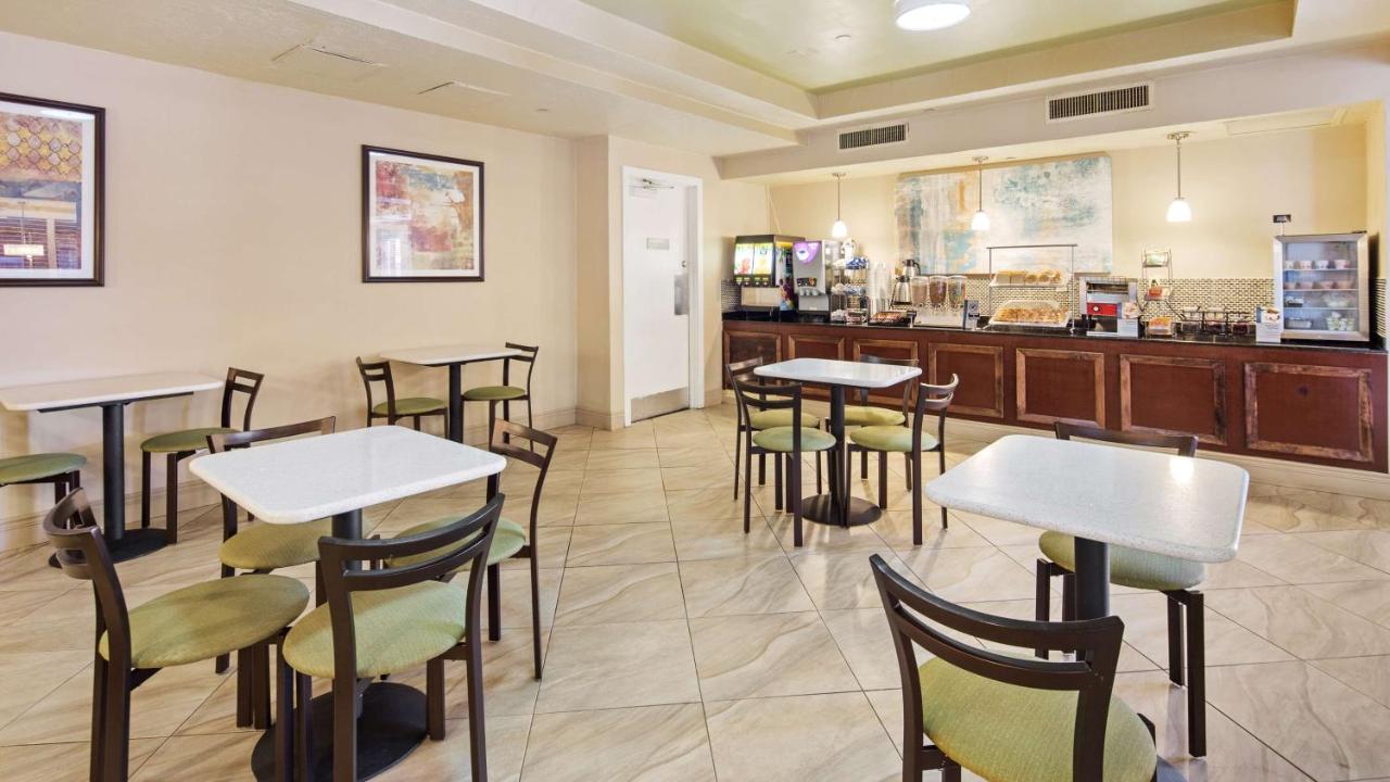  | Best Western Plus Deerfield Beach Hotel & Suites